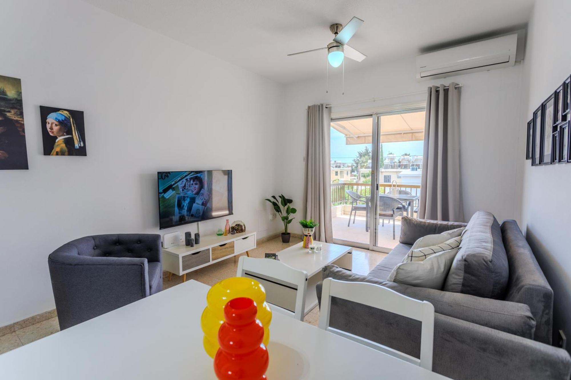 Margarita Gardens - Self Service Apartments Paphos Extérieur photo