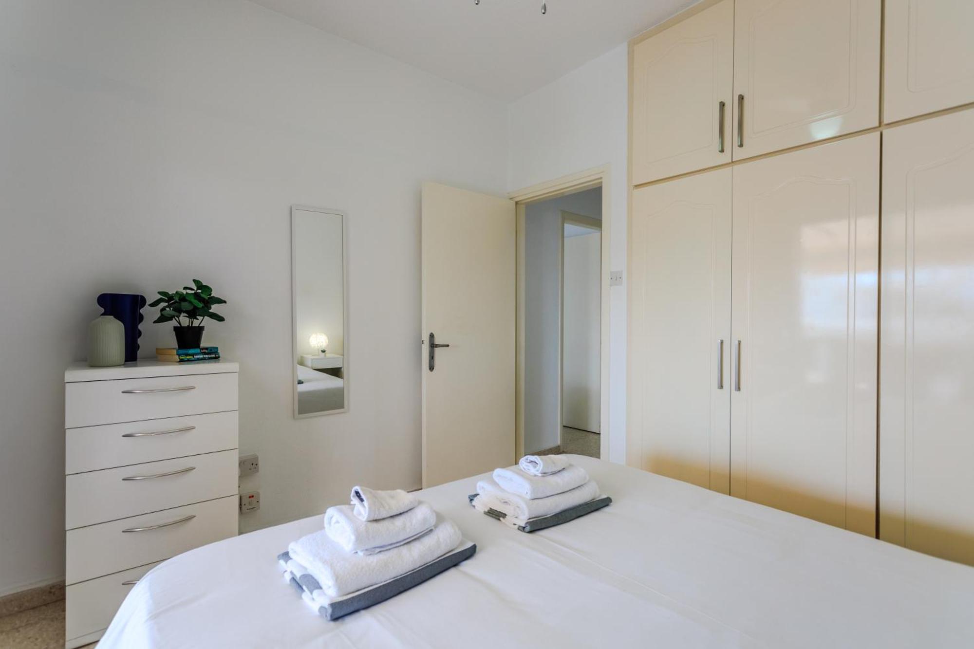Margarita Gardens - Self Service Apartments Paphos Extérieur photo