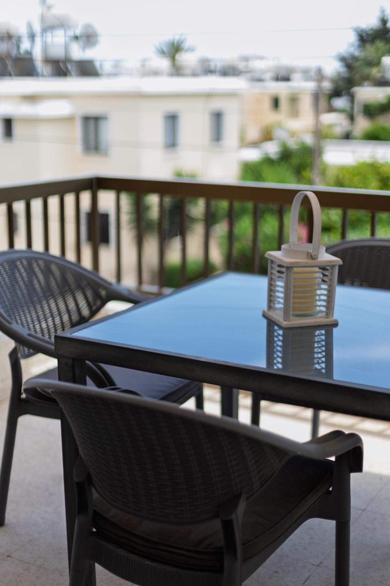 Margarita Gardens - Self Service Apartments Paphos Extérieur photo